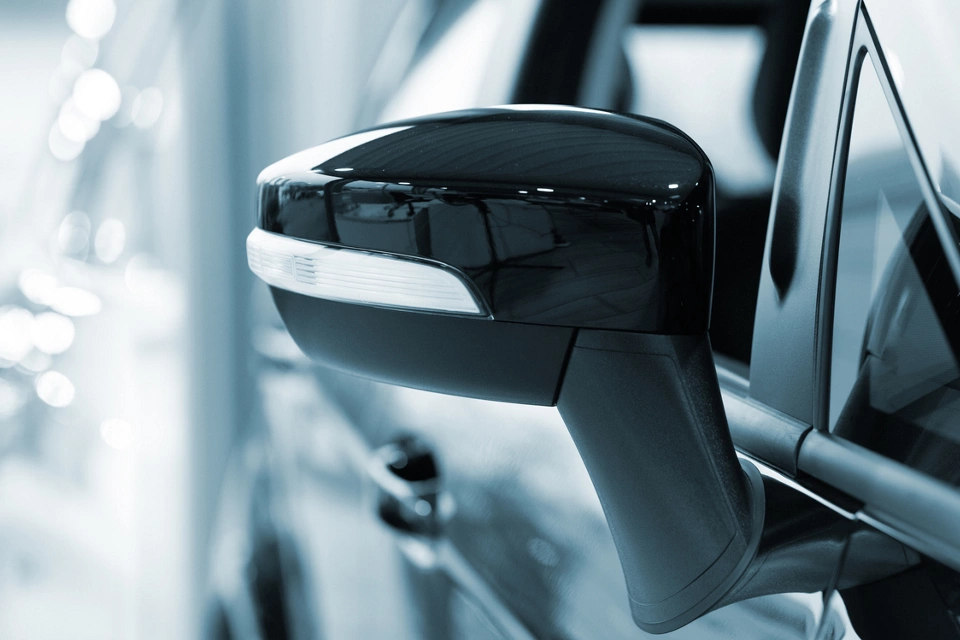 Side car mirror close-up